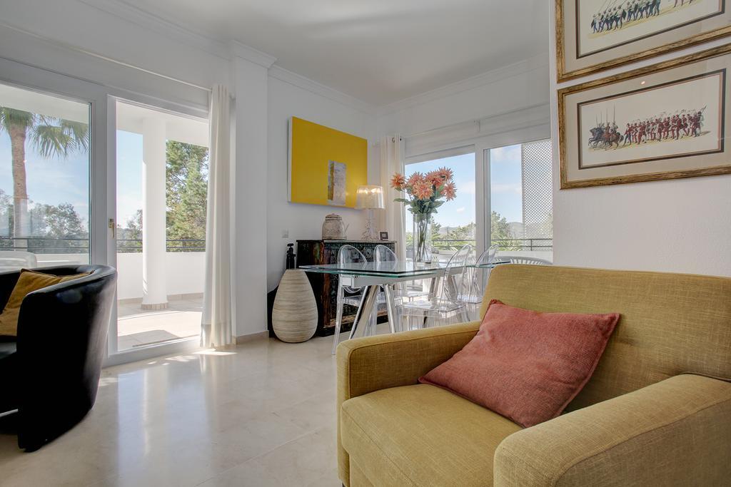 Sunny Golf Apartment Estepona Eksteriør billede