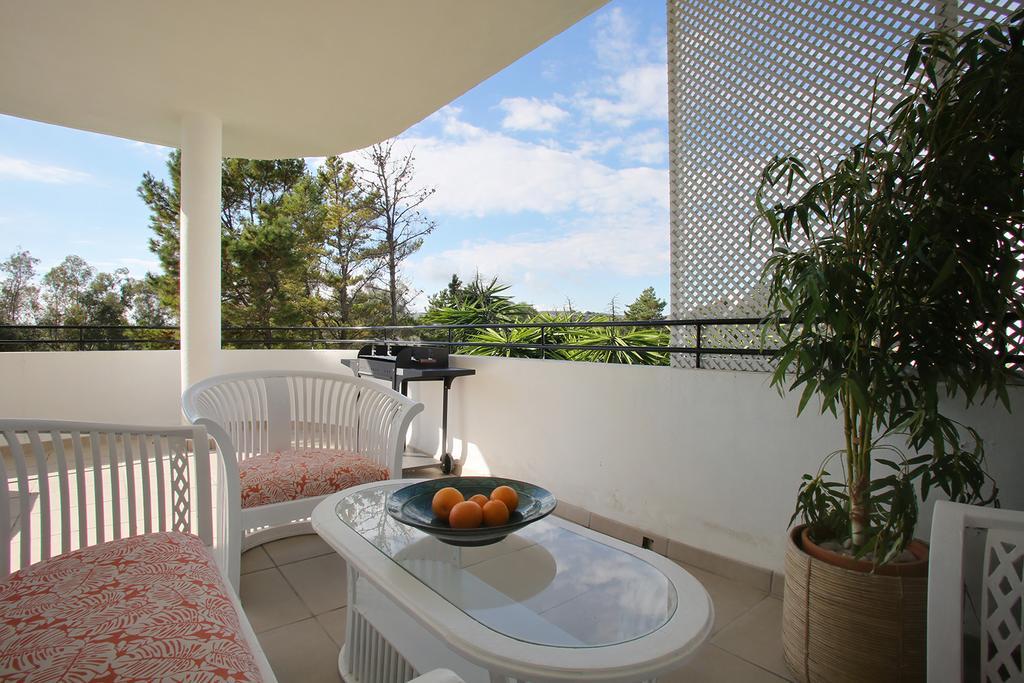 Sunny Golf Apartment Estepona Eksteriør billede