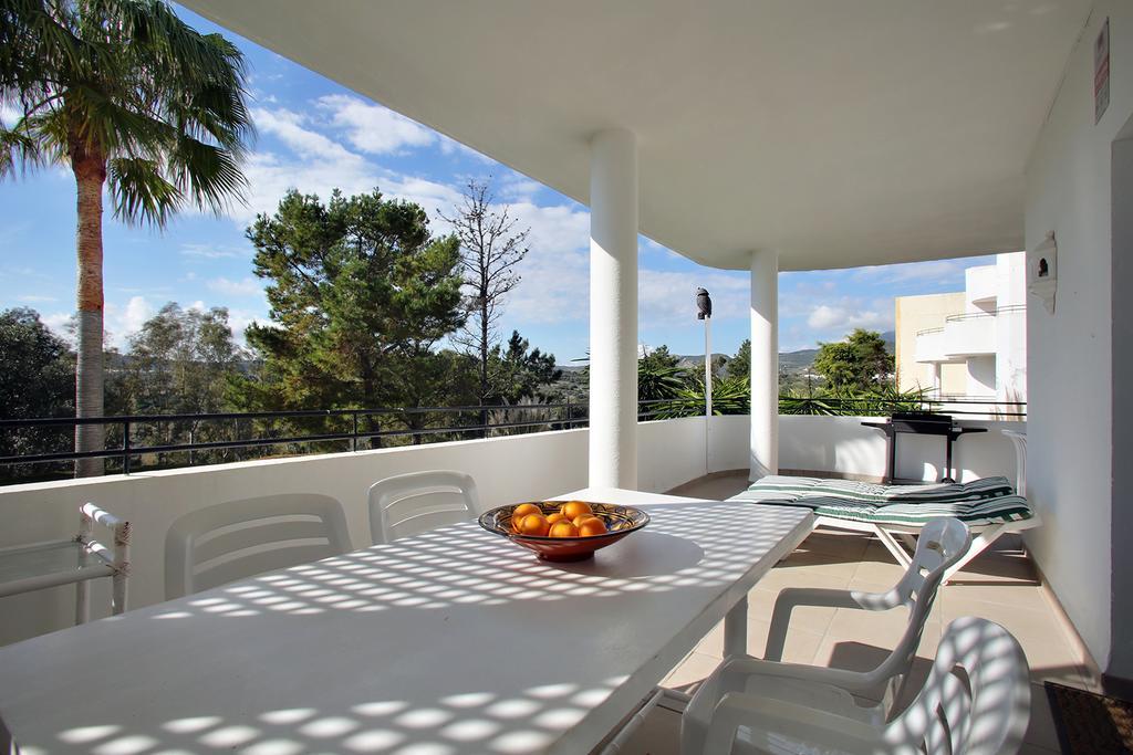 Sunny Golf Apartment Estepona Eksteriør billede